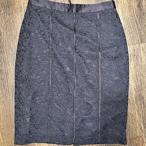 Black lace pencil skirt with black sheer satin stripes club Monaco size 2